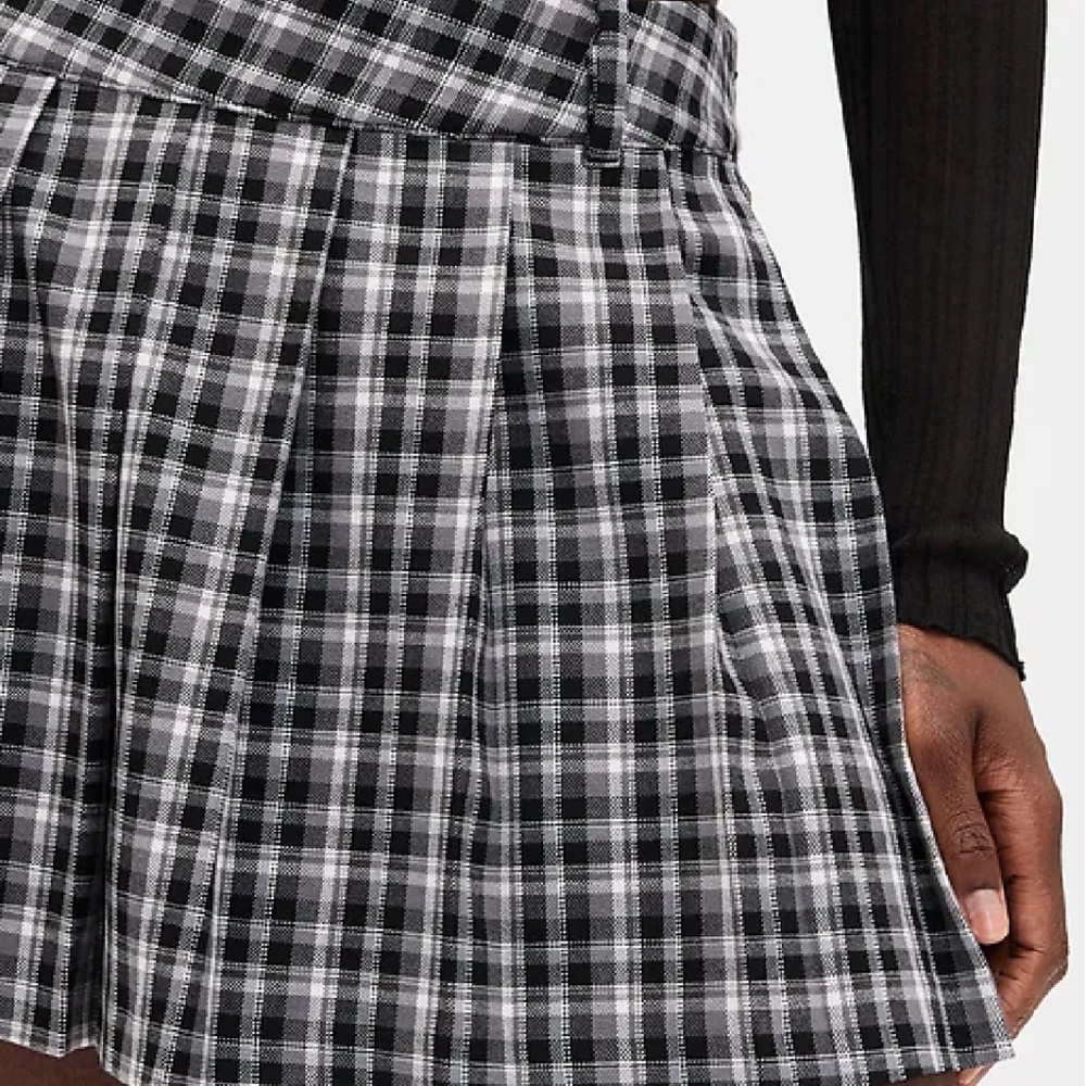 Pleated Mini Skort - image 4